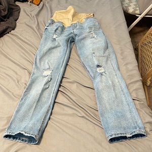 Time and Tru maternity jeans. Straight leg cut. Size 4-6 stretch material.